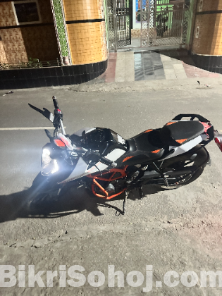 KTM DUKE 125